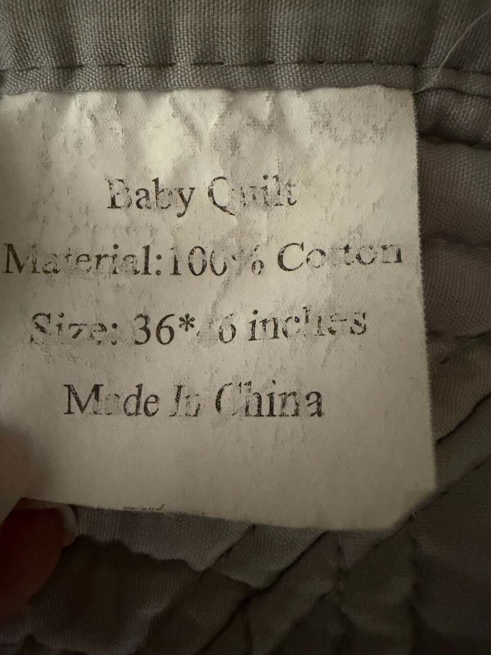 YIQIGO Heirloom Scalloped Cotton Baby Quilt Embossed Grey - Picture 4 of 4